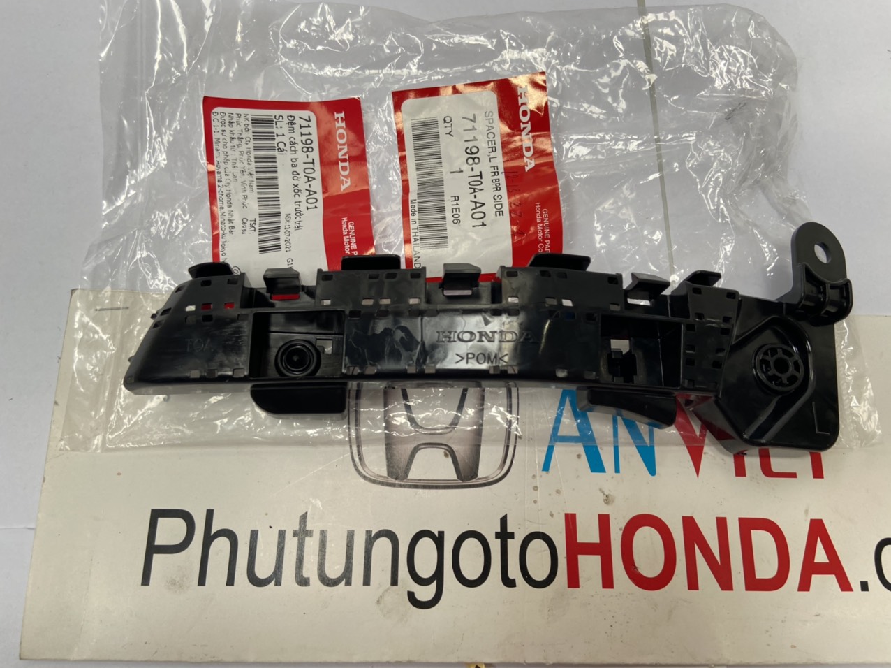 Cá cài ba đờ sốc trước xe Honda CRV 2013 đến 2017